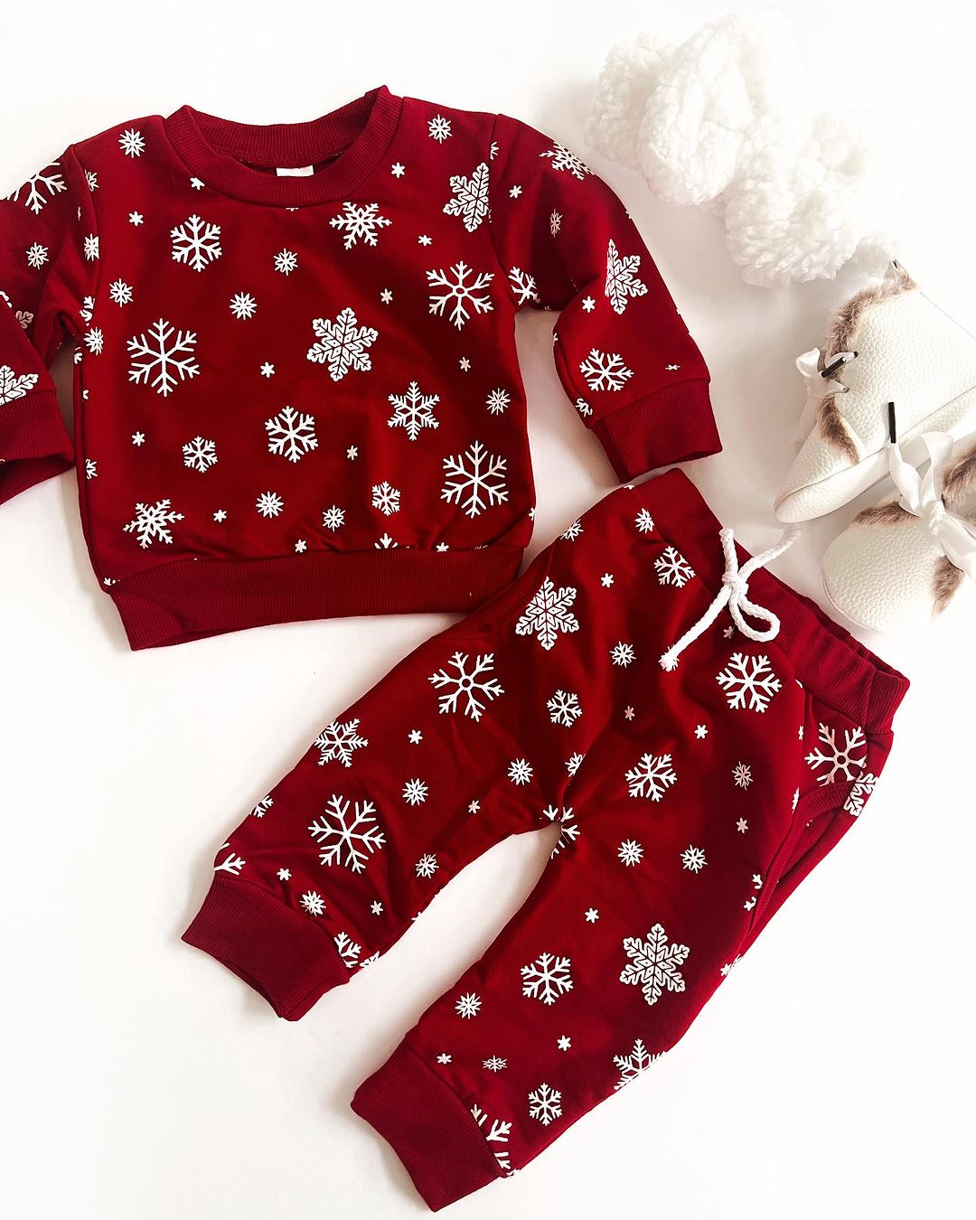 Snowflake Pullover Sweatshirt  Set