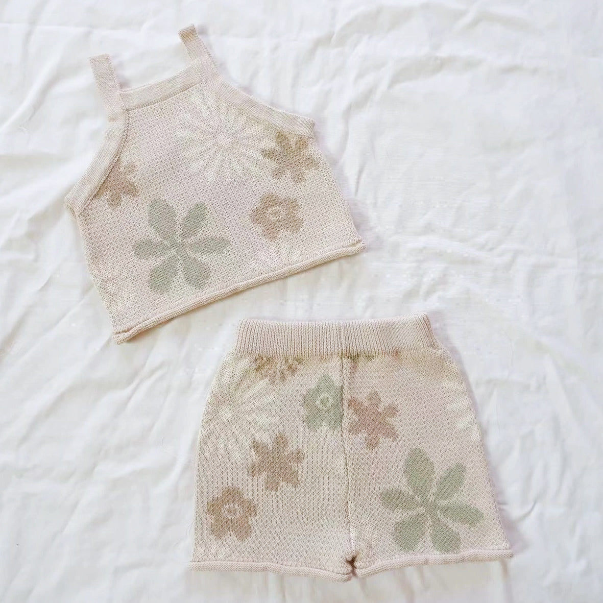 2pcs Floral Camisole Knitted Set